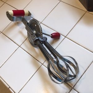 Vtg hand mixer made in USA
